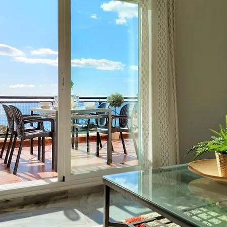 Апартаменты Brisa Quebrada Beach, 2 Bed, Sea Views, Pool Бенальмадена